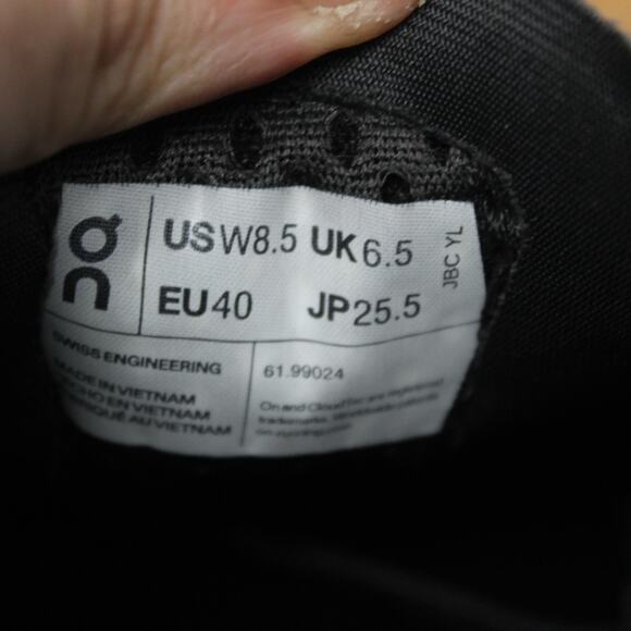 On Cloud Shoes Womens 8.5 Cloudmonster Running Sneakers Black Athleisure Gym - Picture 10 of 10